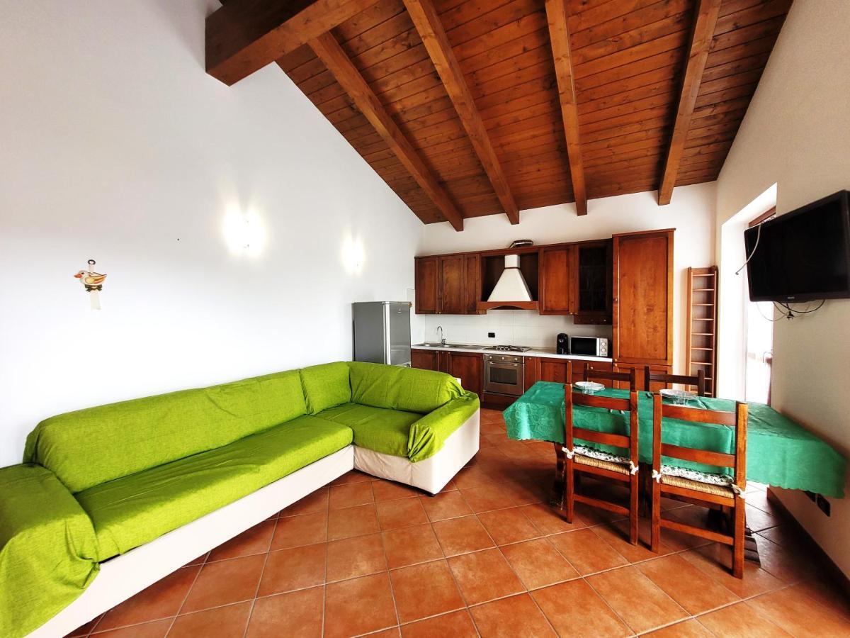 Apartamento Casa Nicca Oleggio Exterior foto